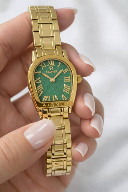 Aigner watch for ladies 
good quality 
260 dhs✅

Zain59
♥️♥️♥️
