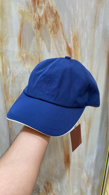 Loro Piana Cap

Master

85 dhs🇦🇪🇦🇪

With Paper Bag

Zain33