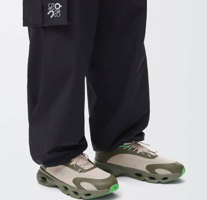 On Cloudsolo & Loewe , 
size 40 to 45, 
250 dhs🪙💕

Zain196
♥️♥️♥️