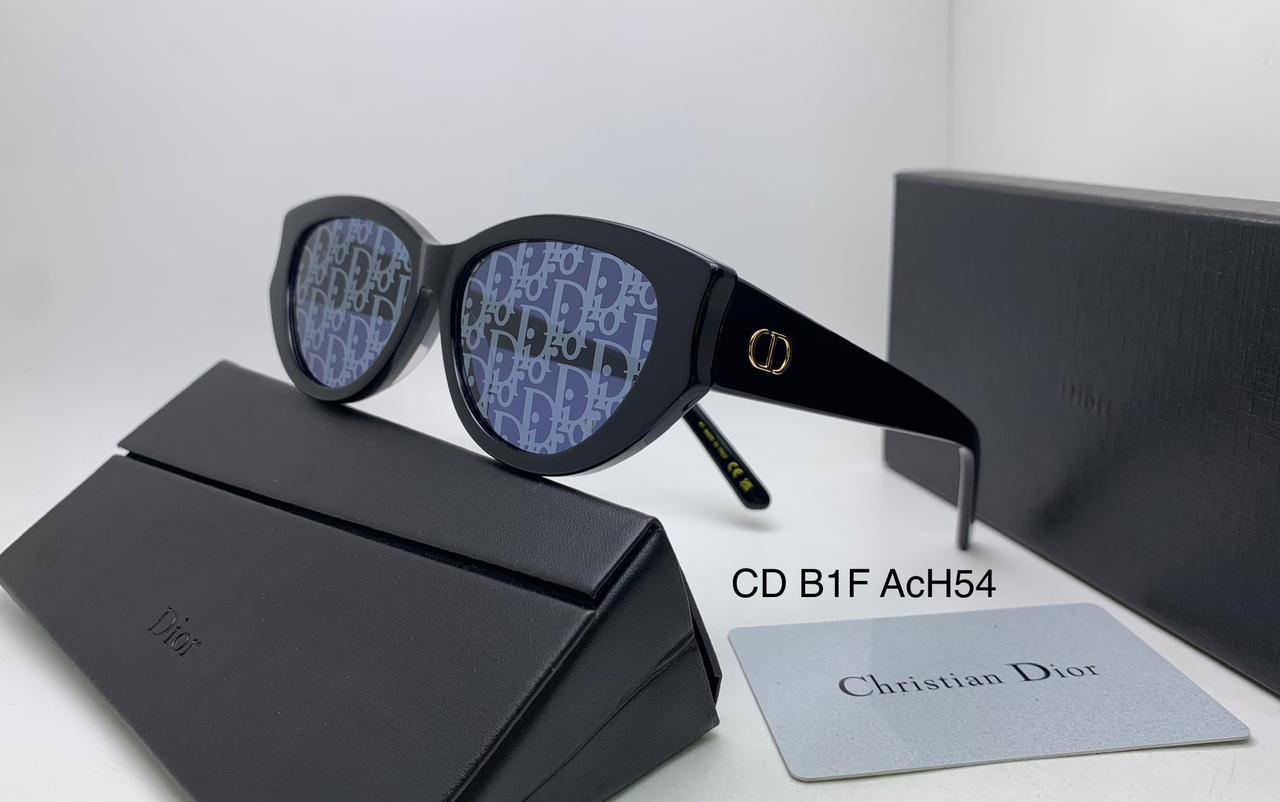 Sunglasses
Dior - Cartier 
Super master 
180 dhs🪙🌺

Zain126
♥️♥️♥️
