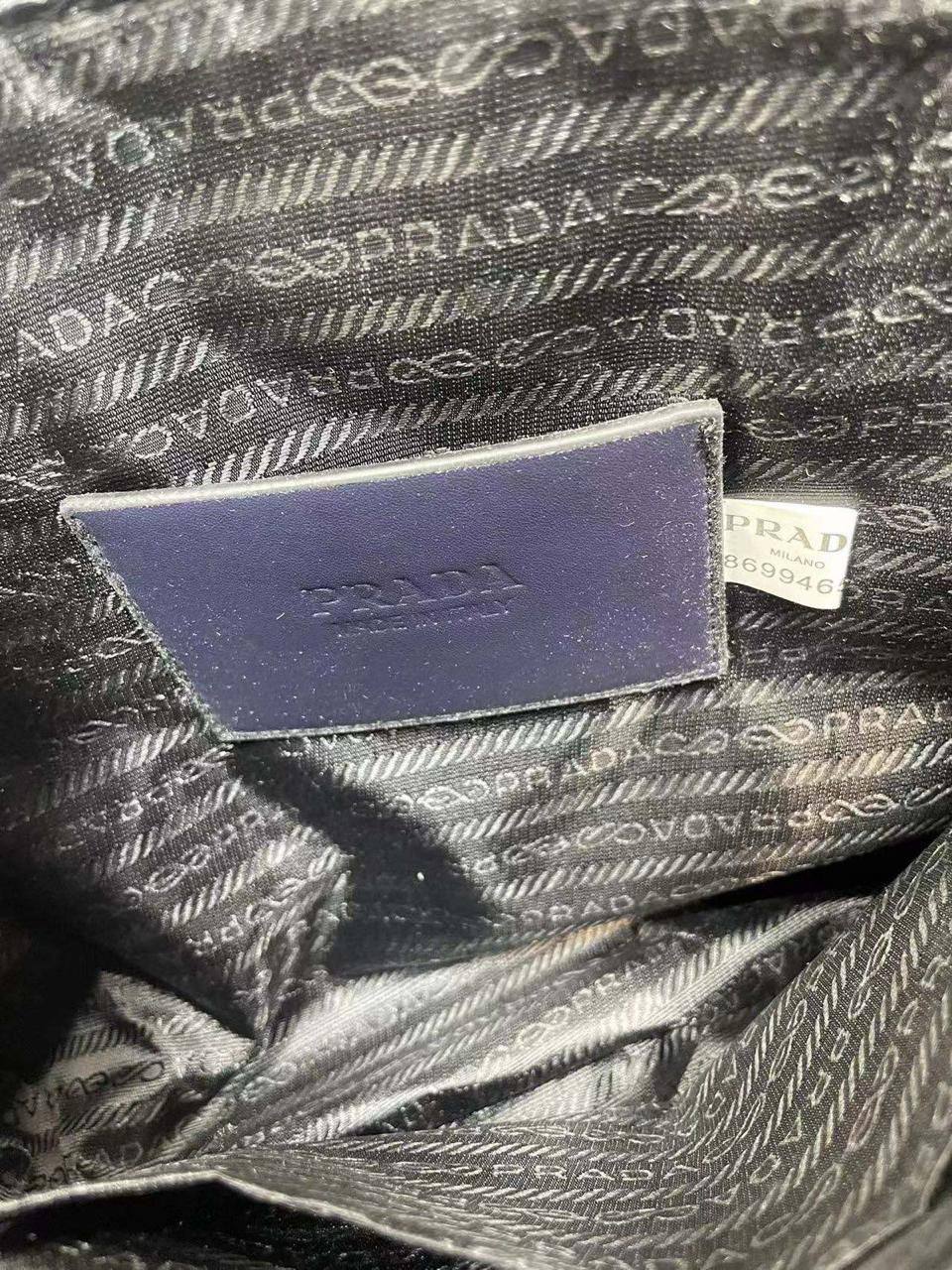 Prada
41*26*11cm
3 in 1
95 dhs✅

Zain17
♥️♥️♥️
