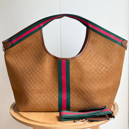 Gucci
Master
280 dhs❣️

Zain39
♥️♥️♥️
