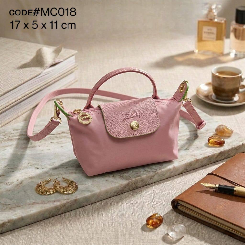 Long Champ
ᴍɪɴɪ ᴄʀᴏssʙᴀɢ
ɴʏʟᴏɴ ᴍᴀᴛᴇʀɪᴀʟ
sɪᴢᴇ : 17 cm

45 dhs💓

Zain31
♥️♥️♥️
