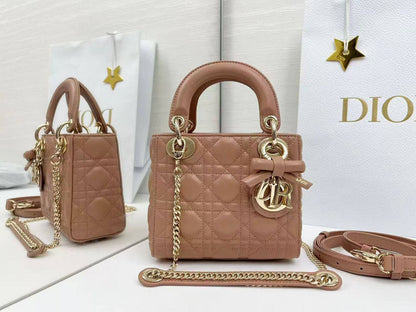 Super XXX Master Bags
For Price 👇 WTSP Text Zain 0568585901

Zain274
♥️♥️♥️