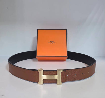 Mens belts 
with box
35 dhs💛

Zain232
♥️♥️♥️