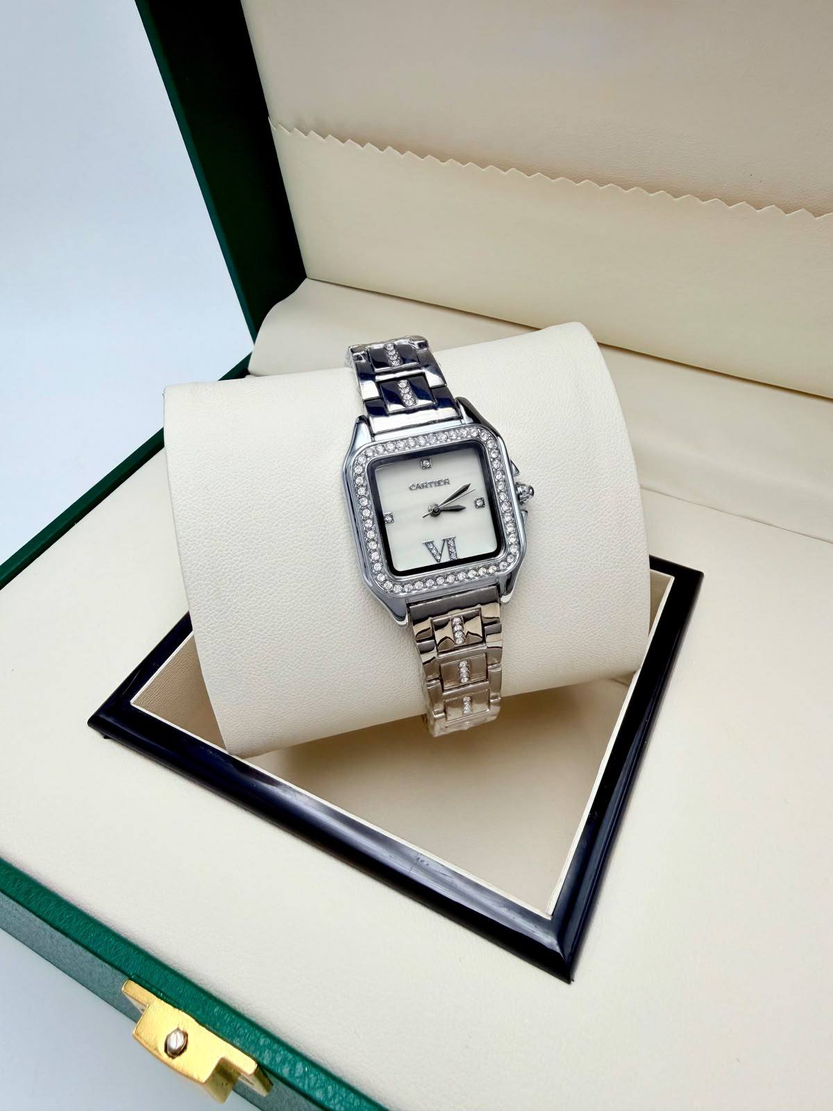Cartier 
Bvlgari
Swarovski
Versace
 Gucci

55 dhs

Zain45
♥️♥️♥️