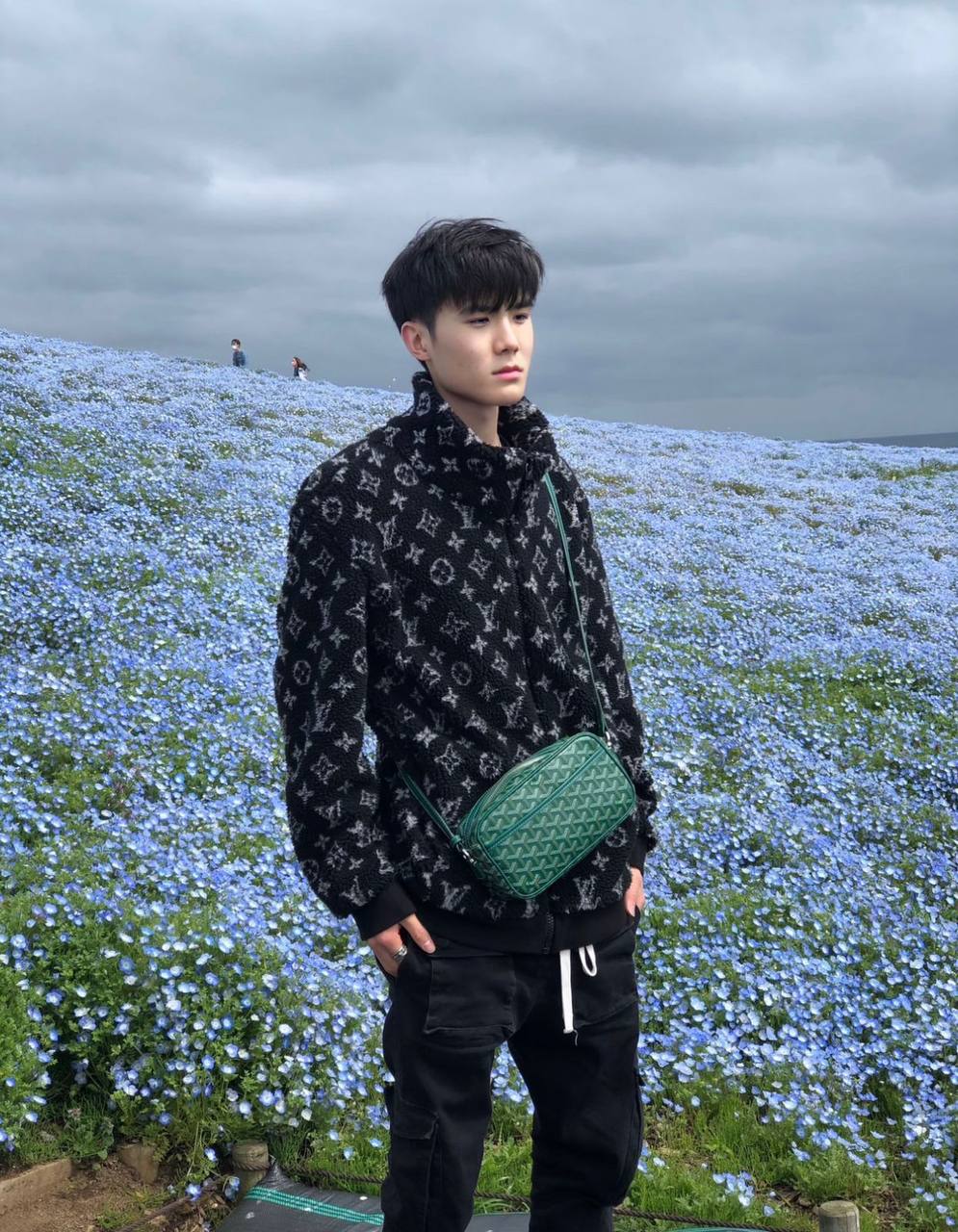 GOYARD 
SLING BAG 
UNISEX HIGH QUALITY 
WITH BOX 
100 dhs✅

Zain39
♥️♥️♥️