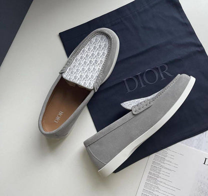 Dior

Size 40-45⚡️

180 dhs❣️

Zain183
♥️♥️♥️