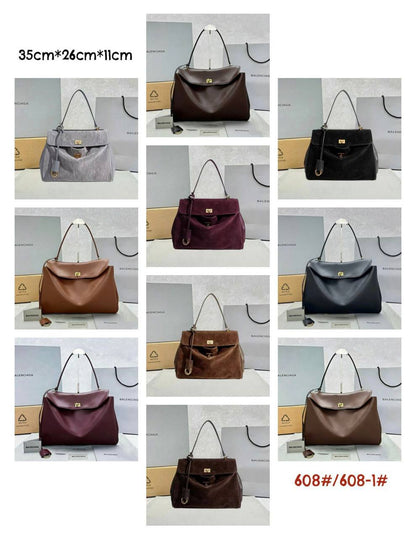 BALENCIAGA 
HIGH QUALITY 
140 dhs✅

Zain295
♥️♥️♥️