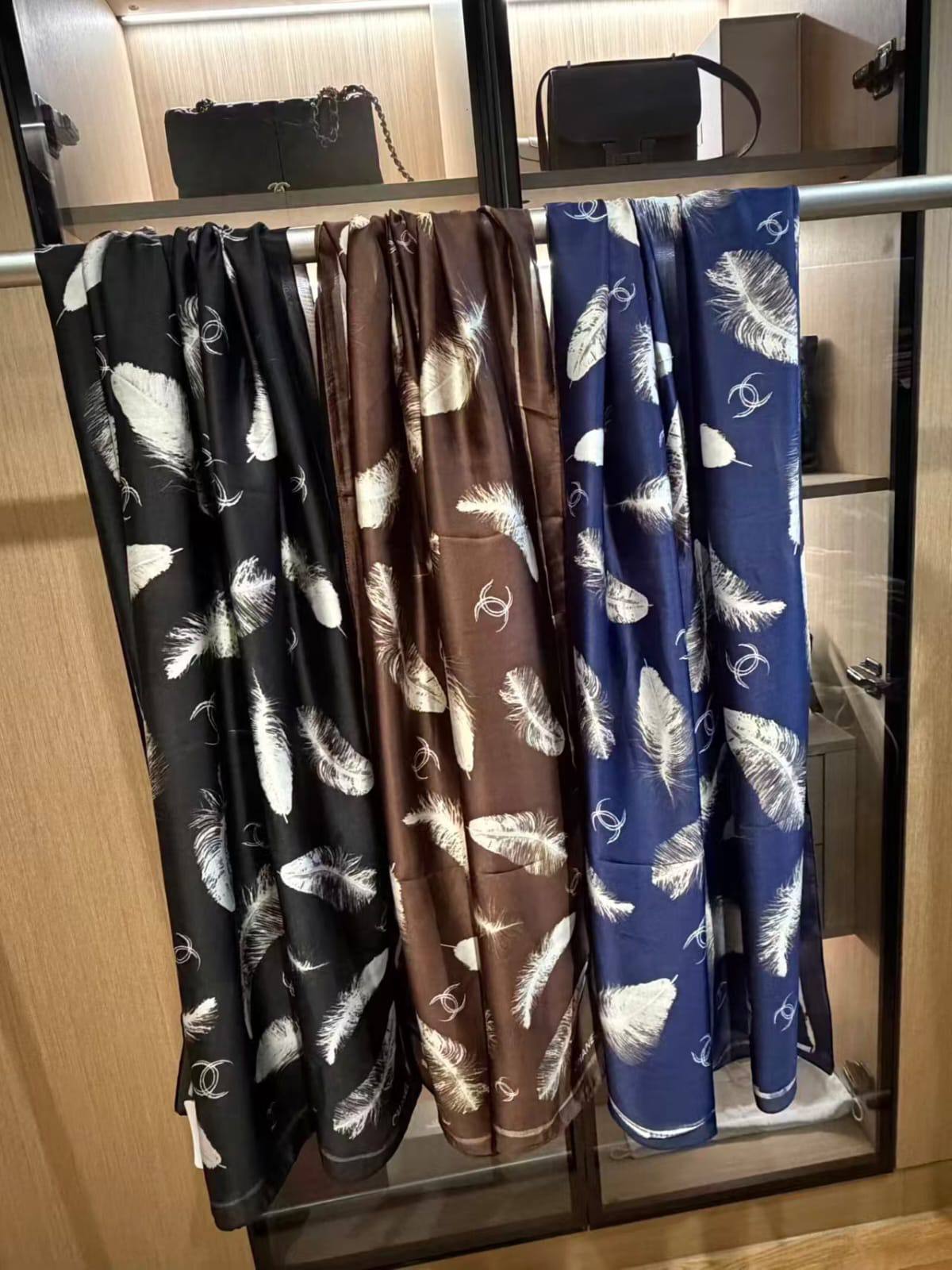 New Silk Scarf 🧣 
40 dhs🇦🇪🇦🇪🇦🇪

Zain232
♥️♥️♥️