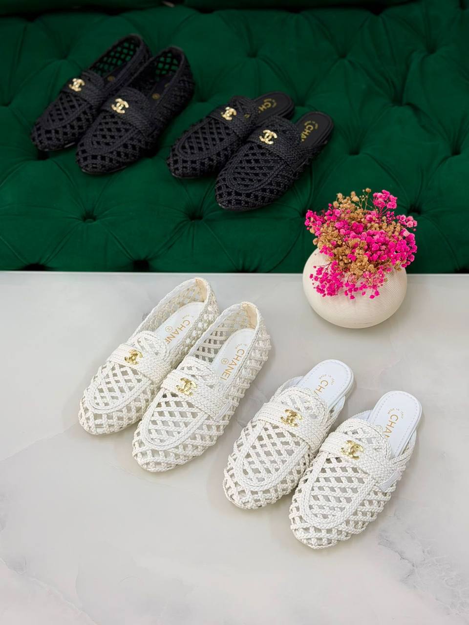 Chanel
Vip quality
Size:36 to 41
450 dhs💓

Zain113
♥️♥️♥️