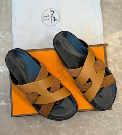 Hermes  
for men master quality 
230 dhs✅
 (size 40to46)

Zain59
♥️♥️♥️