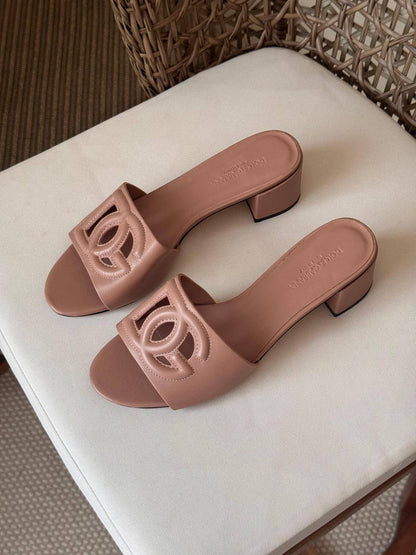 🩶 D&G 🩶
✨ New Collection
👠 36–41
💎 Premium Quality
🔥 Super Master
400 dhs💓

Zain198
♥️♥️♥️