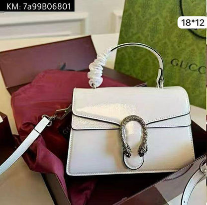 🌈 Gucci Dionysus
1️⃣ First quality +🎁
Size : 20 ~ 18 * 12 cm
85 dhs❤️
with box🎁

Zain115
♥️♥️♥️