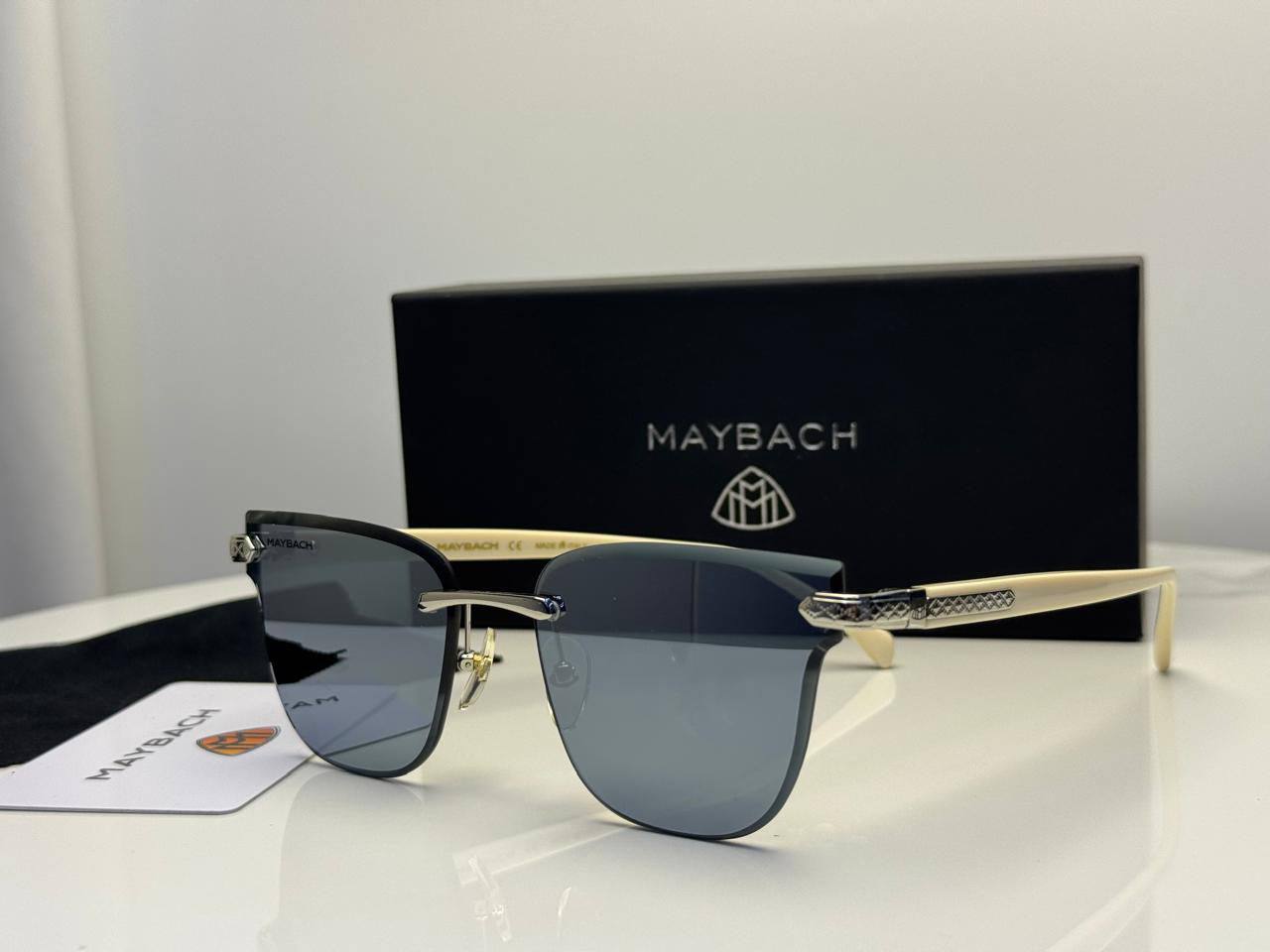 Sunglasses 
high quality
75 dhs✅

Zain182
♥️♥️♥️