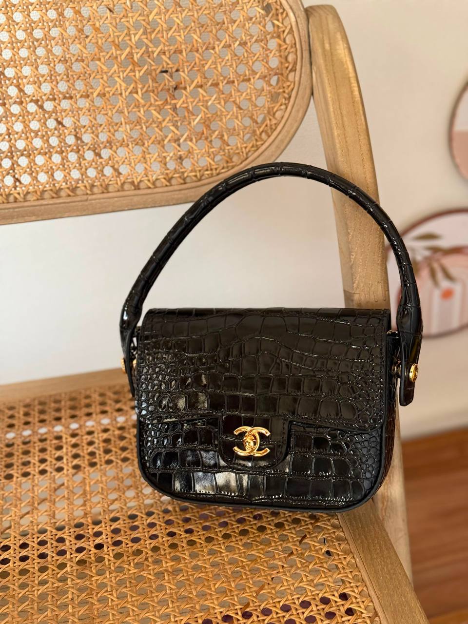 New Collection✨✨✨
CHANEL
20cm
350 dhs🇦🇪🇦🇪
*MASTER QUALITY*
With box😍

Zain167
♥️♥️♥️