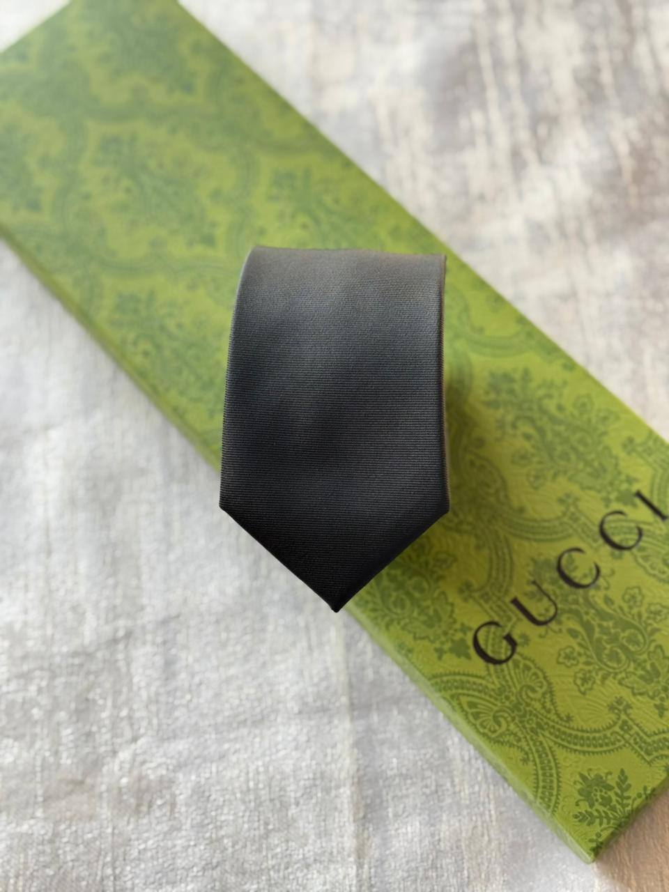 GUCCI
TIE
*Master quality*
*New collection*
180 dhs✅

Zain179
♥️♥️♥️