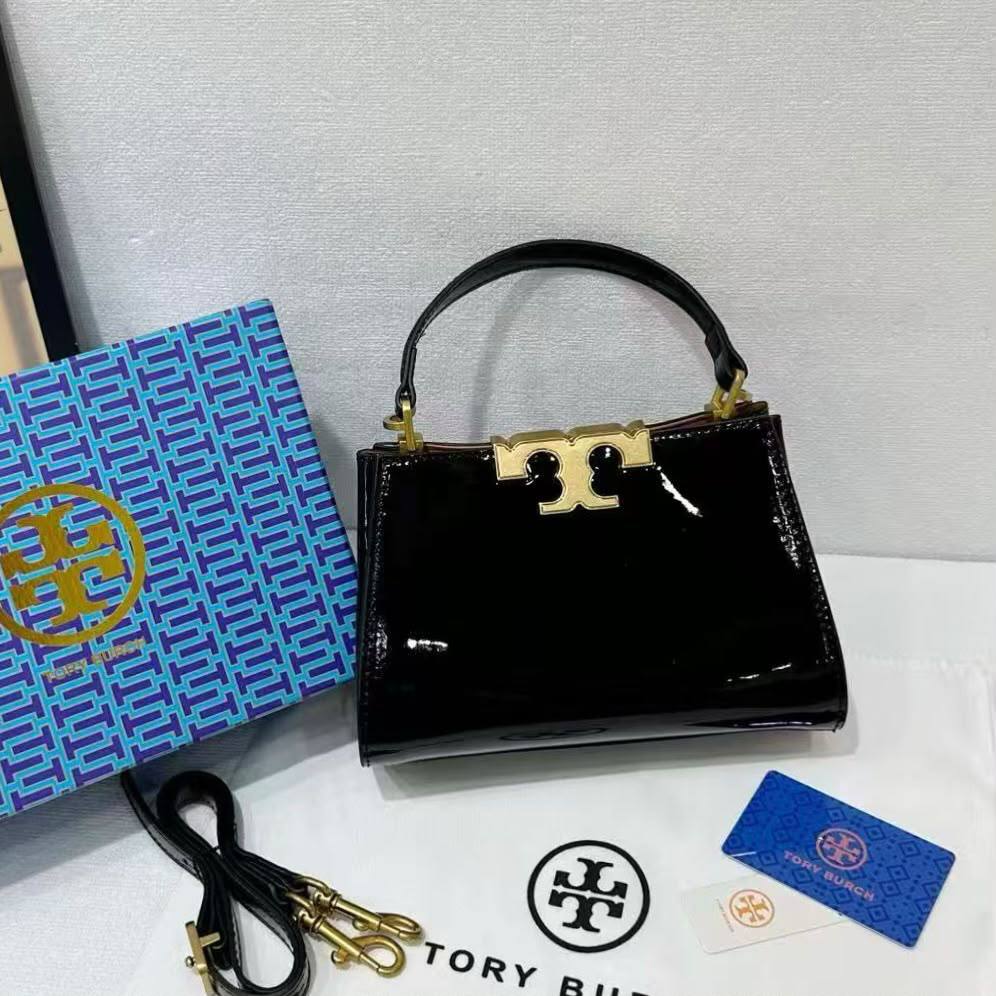 TORY BURCH 

NEW CAME
 GOOD QUALITY 
WITH BOX 

90 dhs🇦🇪🇦🇪

Zain295
♥️♥️♥️