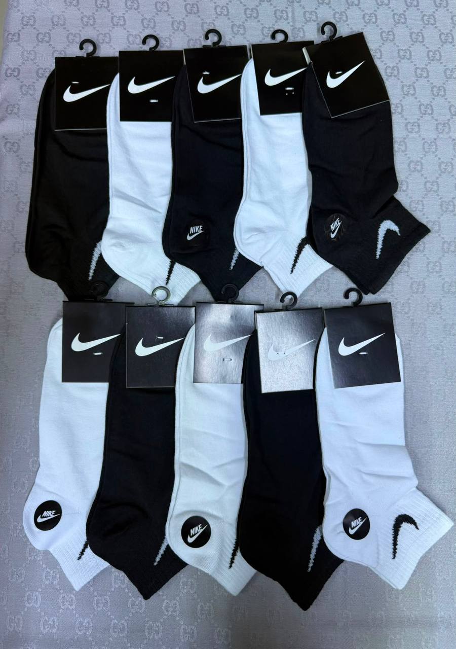 Socks Box
30 dhs🇦🇪🇦🇪

Zain93
♥️♥️♥️