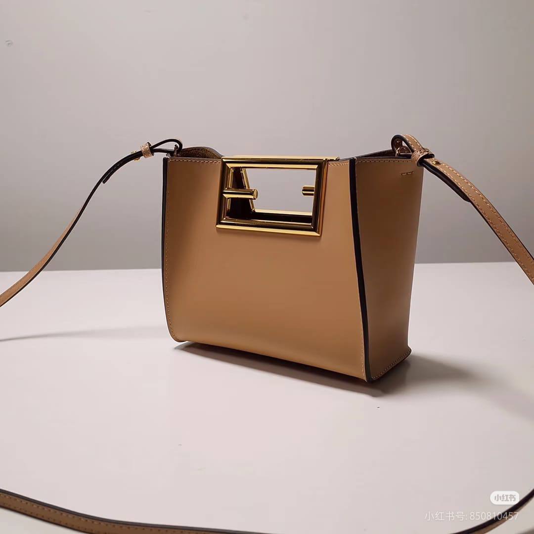 Chanel - Hermes -  Master
For Price 👇 WTSP Text Zain 0568585901

Zain10
♥️♥️♥️