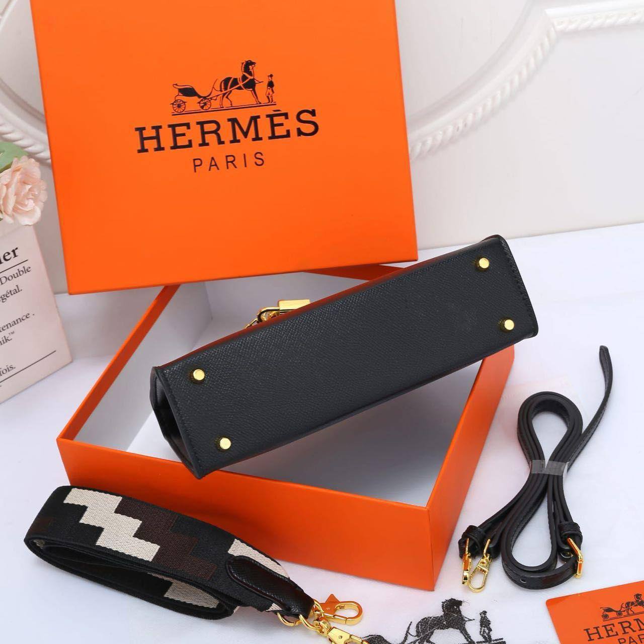 Hermes
High quality
With box 
100 dhs💓

Zain50
♥️♥️♥️
