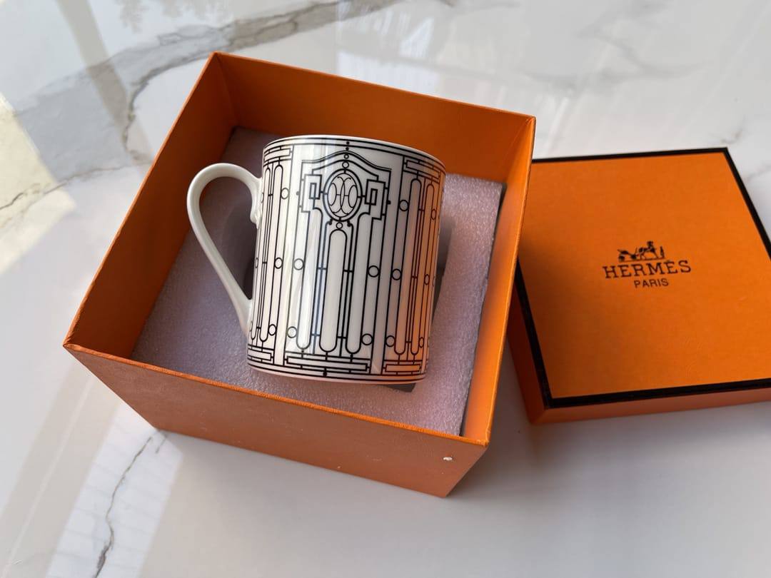 Branded mugs 

75 dhs

Zain205
♥️♥️♥️