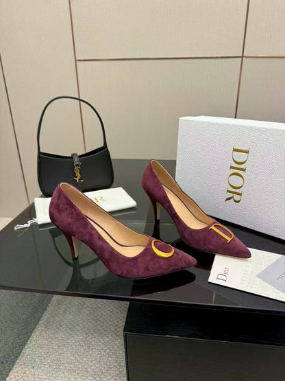 Dior
Size 36-41
105 DHS🪙🌨️

Zain40
♥️♥️♥️