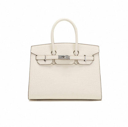 Hermes 

100 dhs🇦🇪🇦🇪

size 25×11×19cm

Zain213
♥️♥️♥️