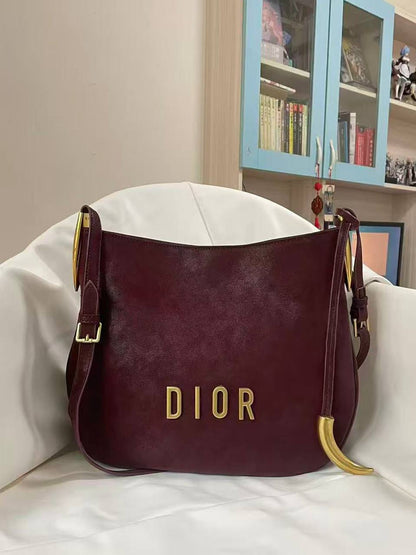 Dior
110 dhs✅

Zain143
♥️♥️♥️