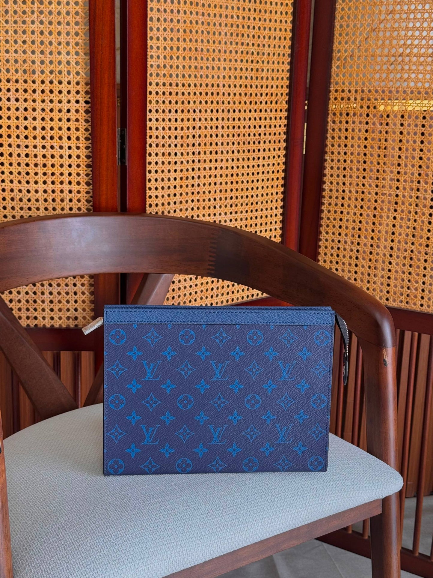 LV
600 dhs🇦🇪🇦🇪
*AVAILABLE NOW*🤍

Zain284
♥️♥️♥️