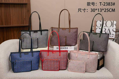 Tory Burch
95 dhs❣️

Zain07
♥️♥️♥️