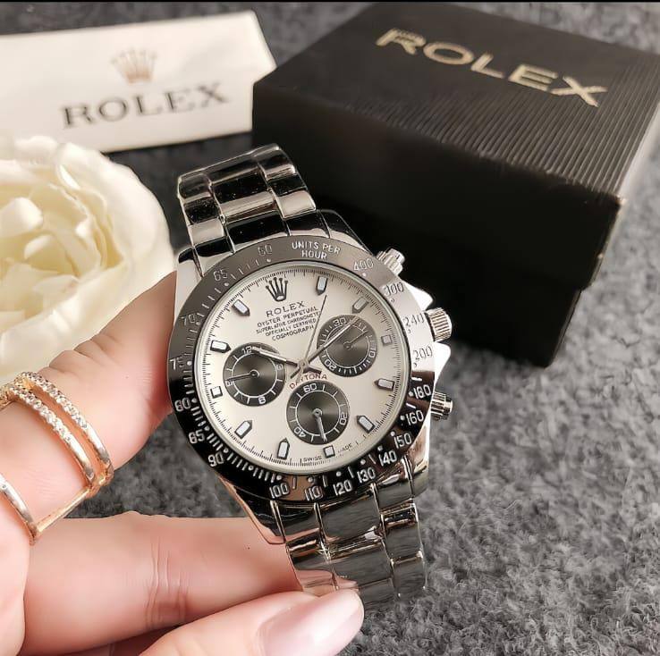 Rolex
80 dhs🌺

Zain277
