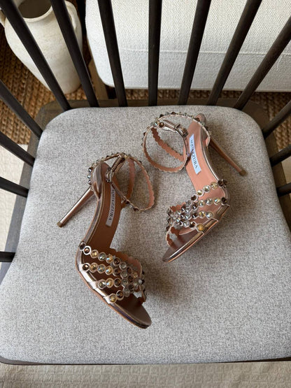 Aquazzura
𝑨𝑨𝑨 𝑸𝑼𝑨𝑳𝑰𝑻𝒀
𝑺𝑰𝒁𝑬 {35 𝒕𝒐 42}
450 dhs✅

Zain81
♥️♥️♥️