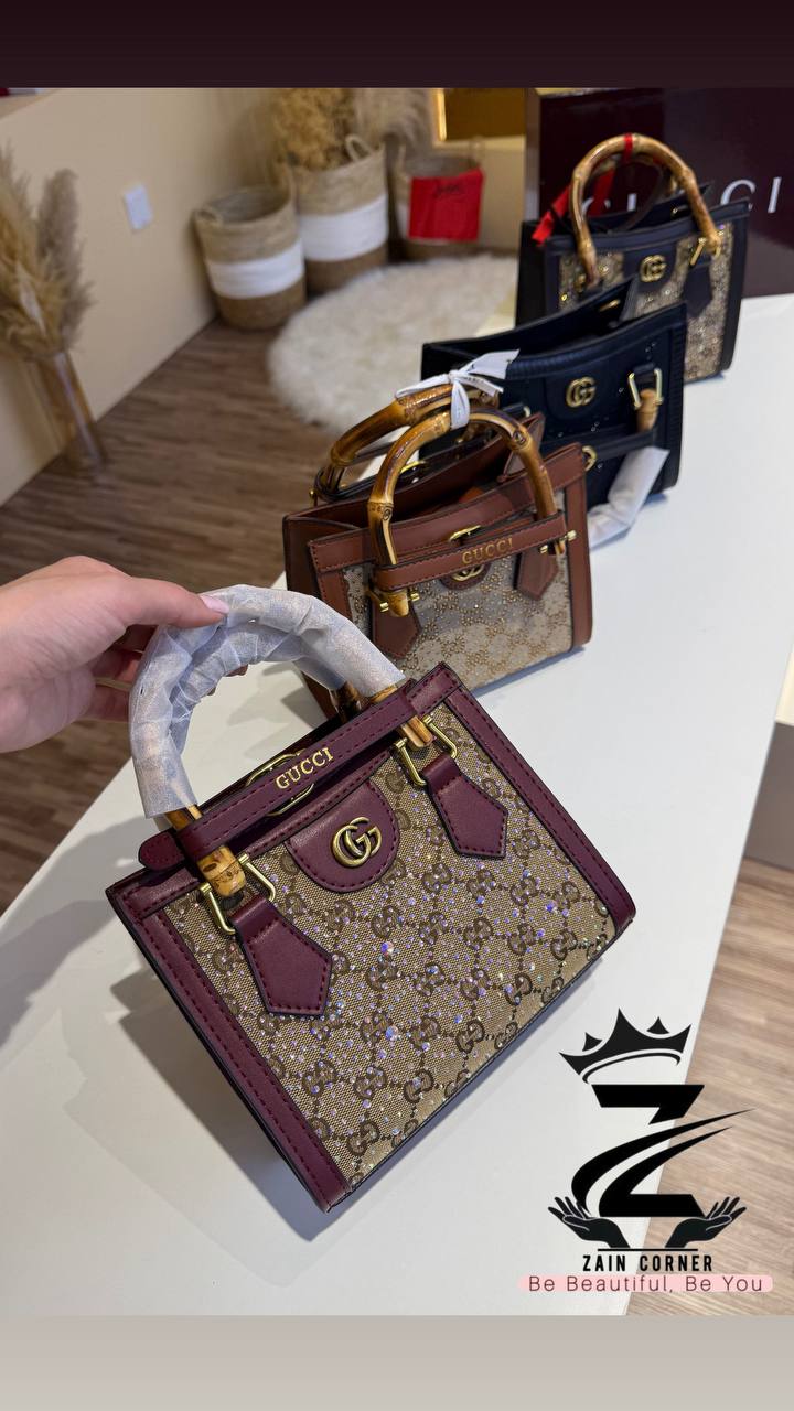 Gucci

High quality 

180 dhs

Zaincornerstore

اطلبوها من الوتس المثبت في الأعلى👆🏻👆🏻

تواصلو معنا 👈🏻 Zain 
For order WhatsApp pinned 👆🏻

♥️♥️♥️