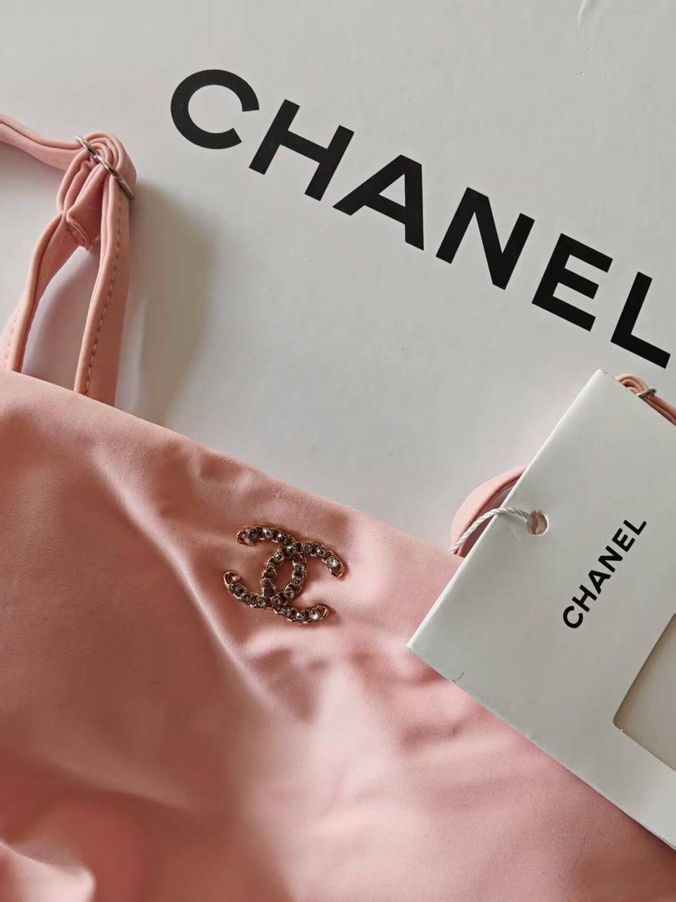 CHANEL
Women’s Swimsuit
Master Quality 
SMLXL
280 dhs💓

Zain276
♥️♥️♥️