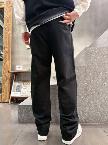 *NEW PRADA*
*SUPER MASTER*
*SIZE :M,L,XL,XXL,XXXL* 
300 dhs🪙💚

Zain227
♥️♥️♥️