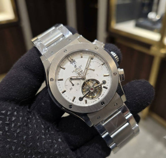 Hublot Men
*Automatic*
260 dhs🇦🇪🇦🇪

Zain29
♥️♥️♥️