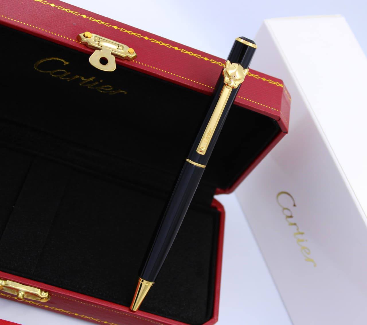 CARTIER PANTHER MASTER QUALITY

90 dhs🌺

*WITH ORIGINAL BOX AND BAG*🎁

Zain58
♥️♥️♥️