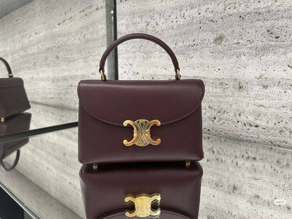 Celine -  Milano - Master
For Price 👇 WTSP Text Zain 0568585901

Zain10
♥️♥️♥️