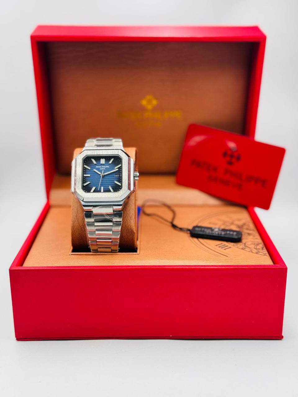 Patek Philippe men
*offer price 
55 dhs❣️

Zain08
♥️♥️♥️