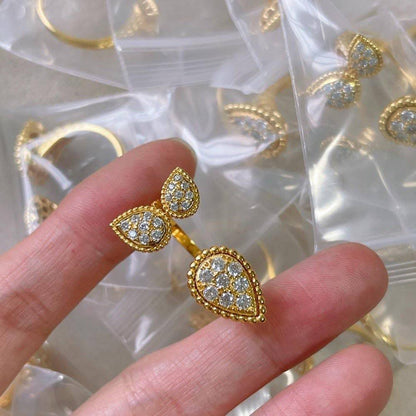 BOUCHERON 
Ring 💍 free size
Master quality 💯
With normal boxes 📦 
50 dhs✅

With master box 🗃️ 
130 dhs✅

Zain216
♥️♥️♥️