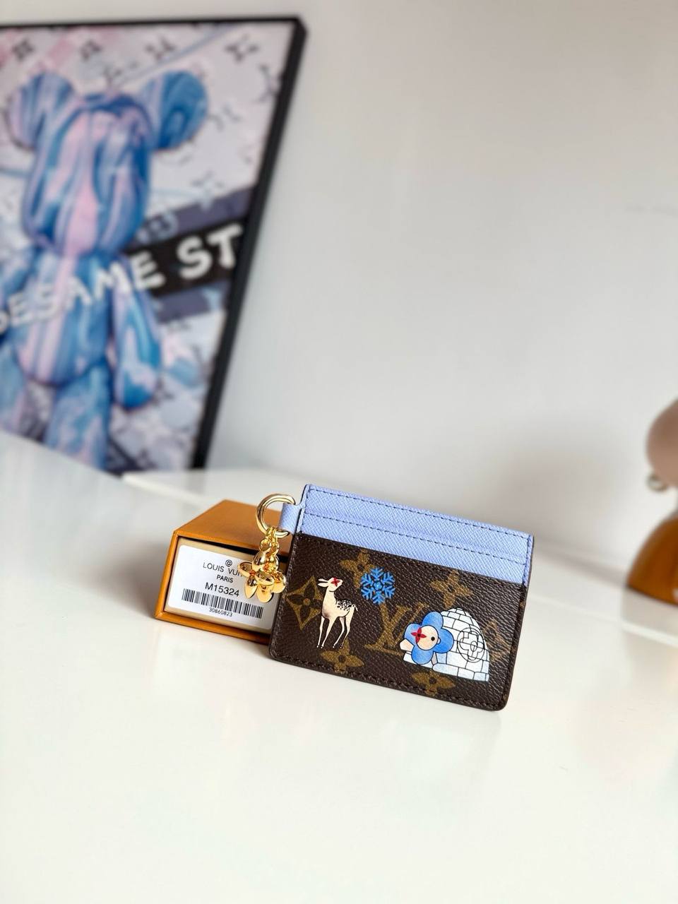 💞  LV 💞
💞*card holder*💞
320 dhs✅

Zain275
♥️♥️♥️