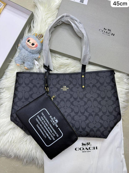 💞 Coach 2 in 1  2️⃣-sided
1️⃣ First quality＋🎁
Big Size : 45 * 30 cm
95 dhs✅
with box 🎁

Zain115
♥️♥️♥️