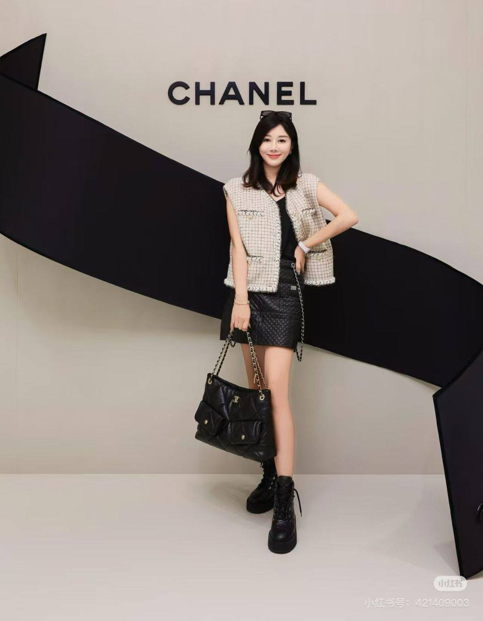 Chanel
100 dhs🗽
big SIZE

Zain35
♥️♥️♥️