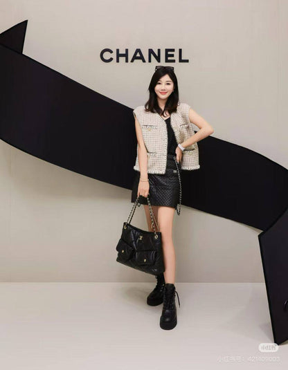 Chanel
100 dhs🗽
big SIZE

Zain35
♥️♥️♥️