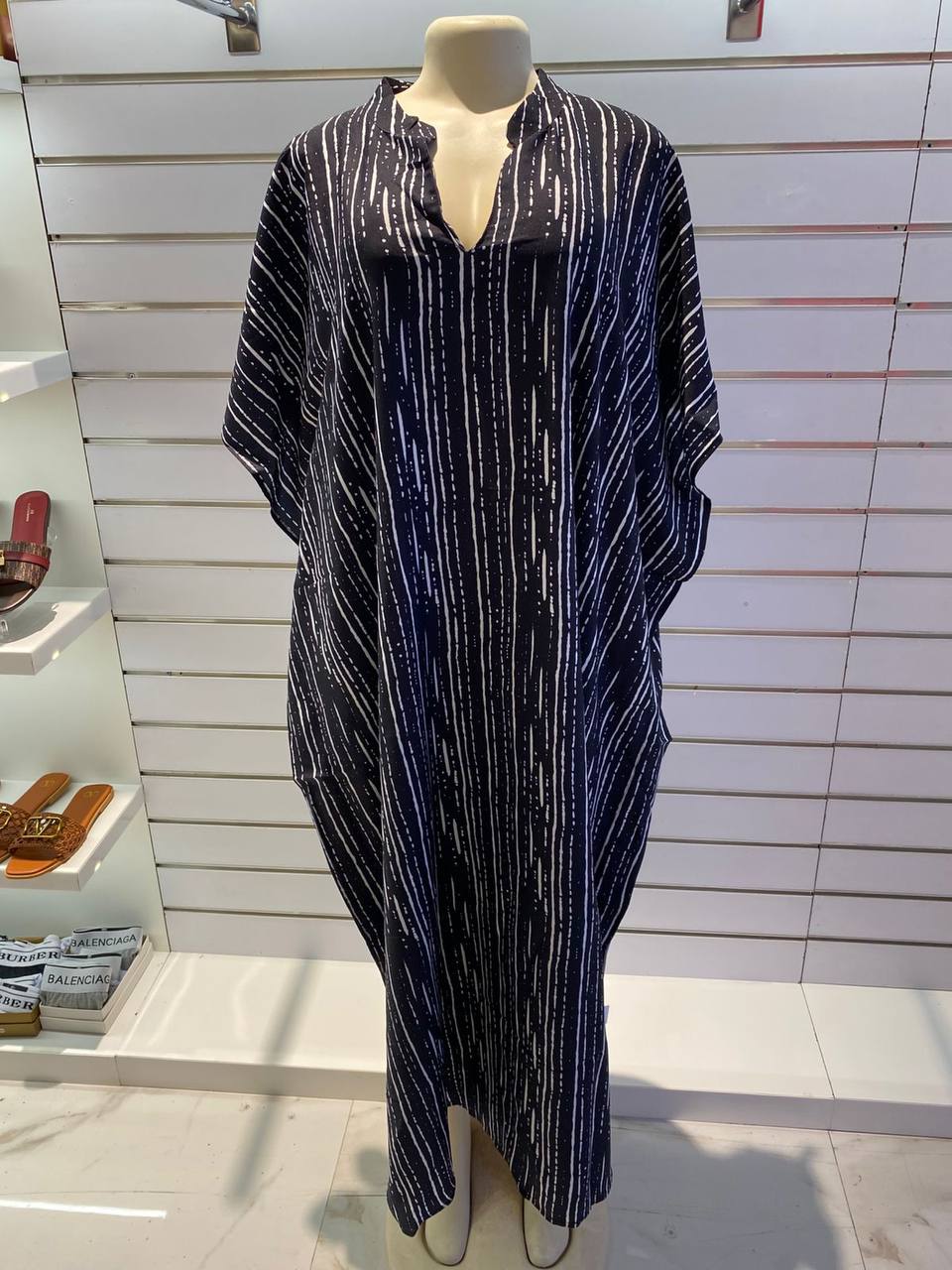 Dress 👗  
80 dhs✅
Material cotton 🌹🌹🌹
Free size 🔥💃💃💃💃💃

Zain161
♥️♥️♥️