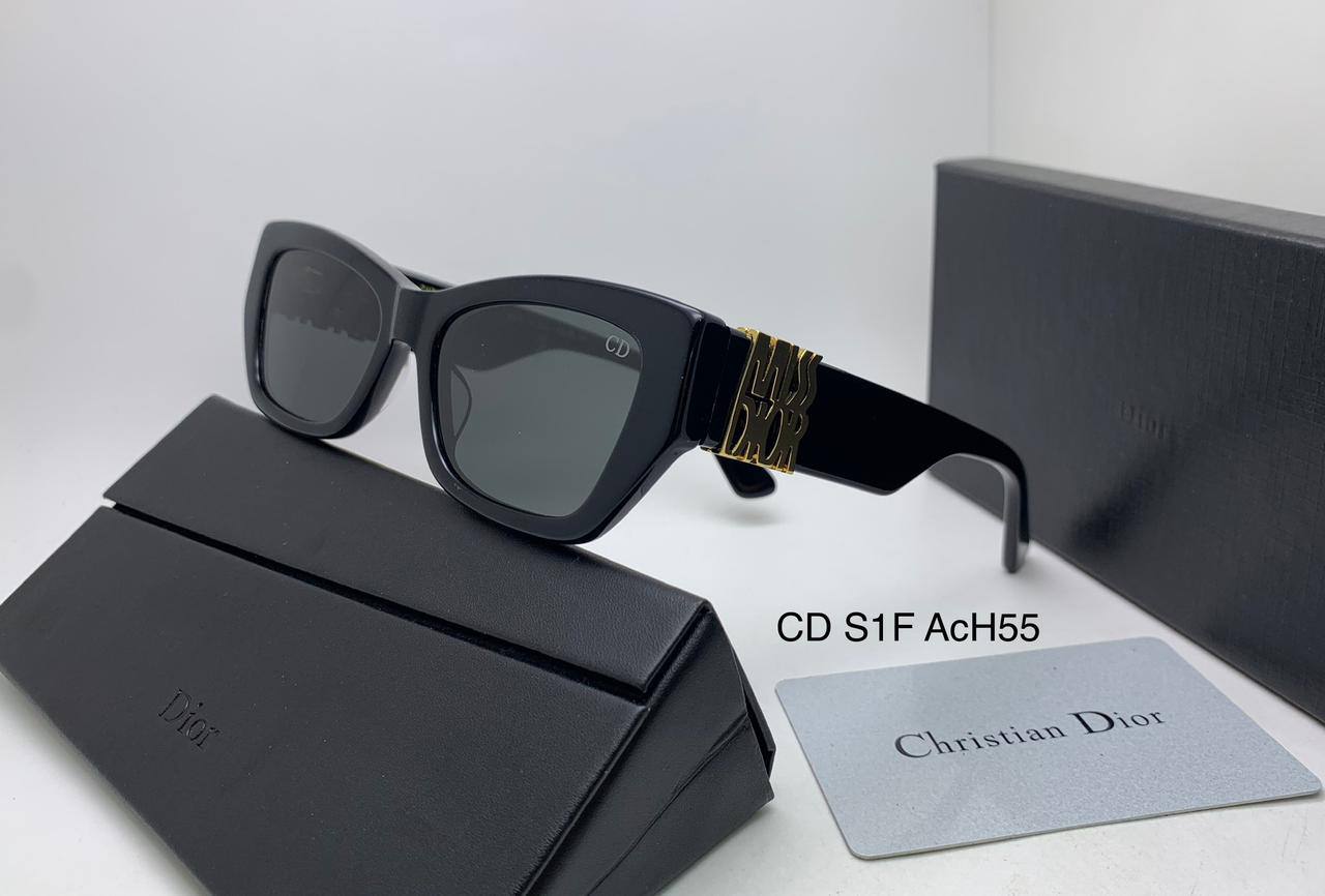 Sunglasses
Dior - Cartier 
Super master 
180 dhs🪙🌺

Zain126
♥️♥️♥️