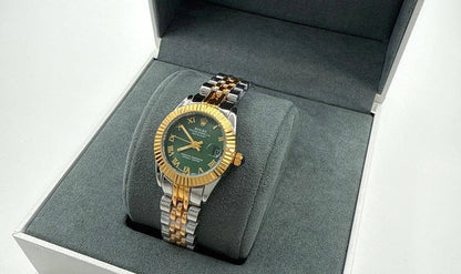 New ladies watch 
55 dhs🪙🌨️

Zain45
♥️♥️♥️