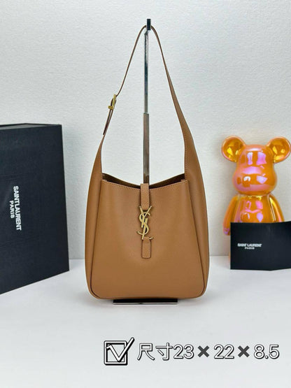 YSL
Master
23cm🫶🏼
270 dhs👑

Zain228
♥️♥️♥️