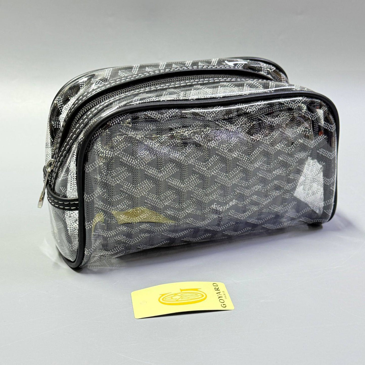 GOYARD 

NEW CAME 
GOOD QUALITY 

75 dhs🌺
SIZE: 21cm

Zain39
♥️♥️♥️
